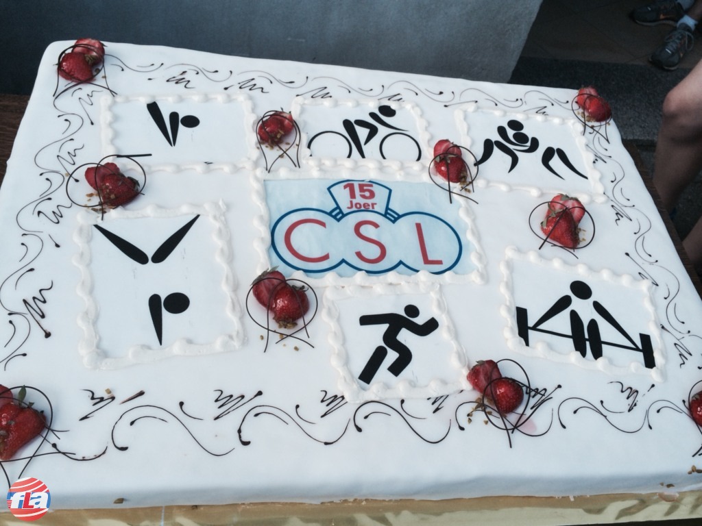 Gâteau 15 ans CSL.JPG